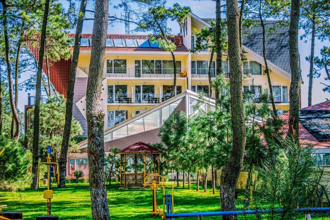 Villa Reta Hotel & Spa Grigoleti Exterior photo