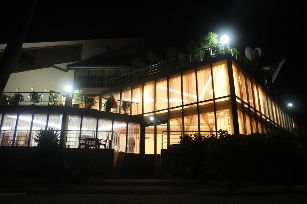 Villa Reta Hotel & Spa Grigoleti Exterior photo