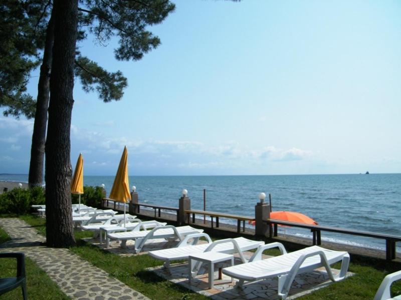 Villa Reta Hotel & Spa Grigoleti Exterior photo